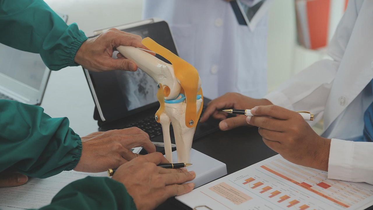 Robotic Knee Replacement